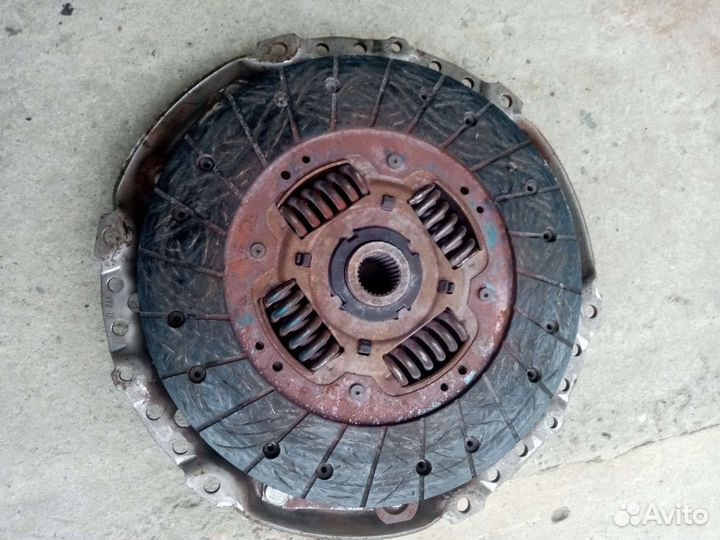 Продаю сцепление