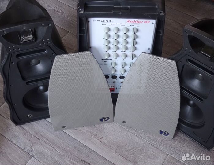 Комплект акустики Phonic с активным микшером