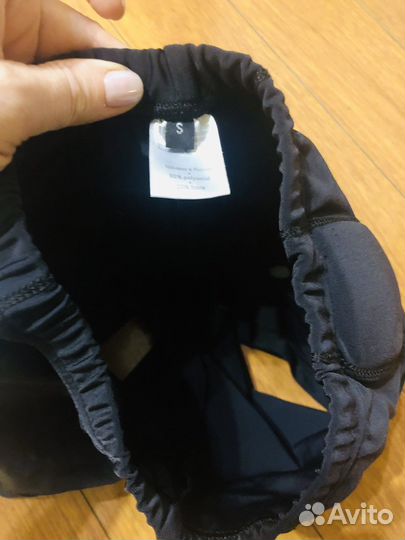 Шорты защитные для фигурного катания размер S и M