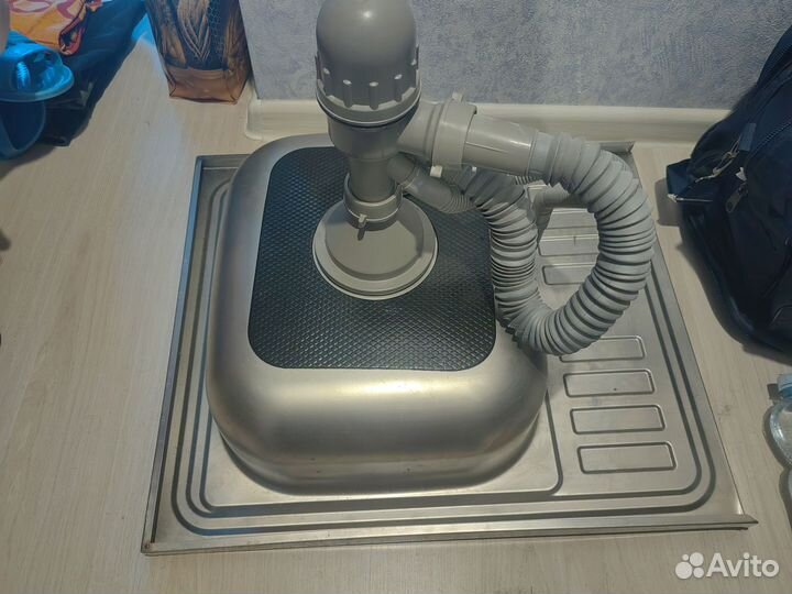 Мойка накладная 50х60х15