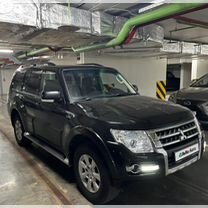 Mitsubishi Pajero 3.0 AT, 2018, 75 500 км, с пробегом, цена 3 400 000 руб.