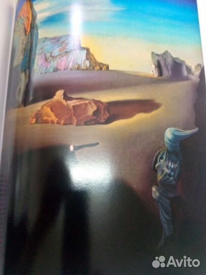 Фотоальбом Сальвадор Дали на английском языке