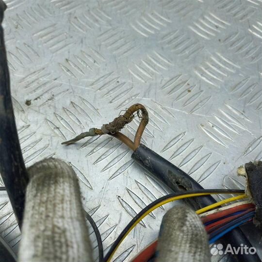 Проводка (коса) подкапотная Volkswagen Transporter