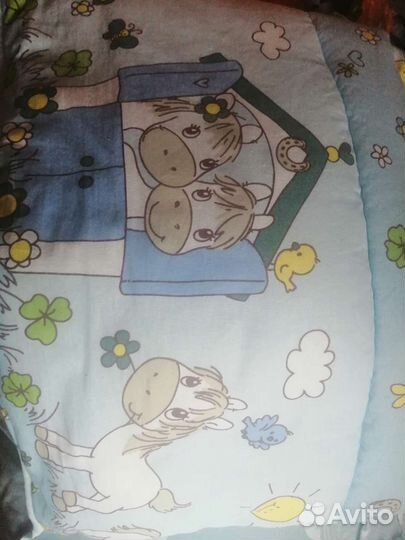 Продам комплект в кроватку для новорожденных