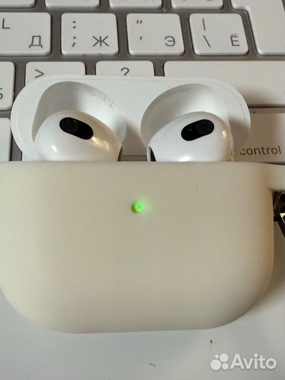 Беспроводные наушники apple airpods a2564 ориг
