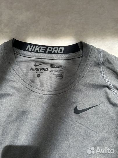 Рашгард nike pro