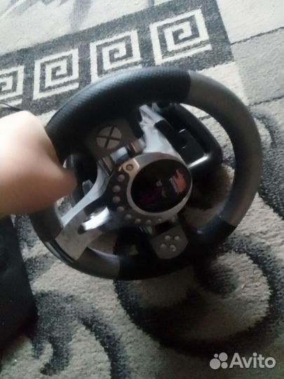 Игровой руль с педалями для пк