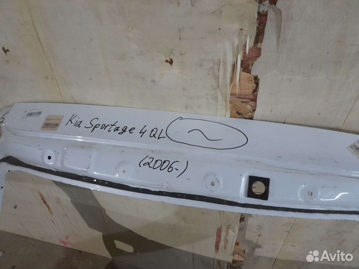 Крышка дверь багажника Kia Sportage 4 SL