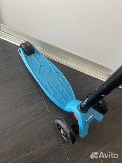 Самокат Maxi Micro