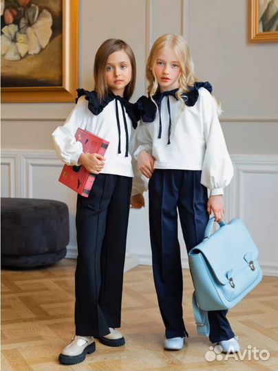 Брючный комплект для девочки 128 и 134 см черный