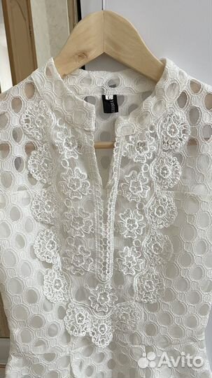 Платье белое