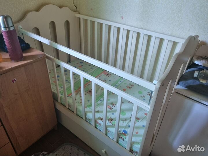 Детская кроватка