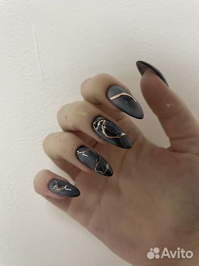 Мастер маникюра