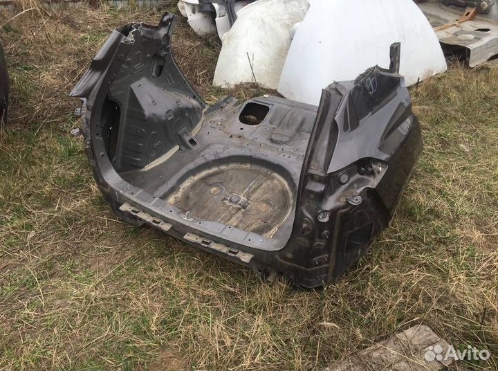 Задняя часть кузова задняя Hyundai Tucson 3 G4FJ