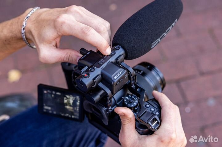 Накамерный рекордер пушка 32-bit Float Zoom M3