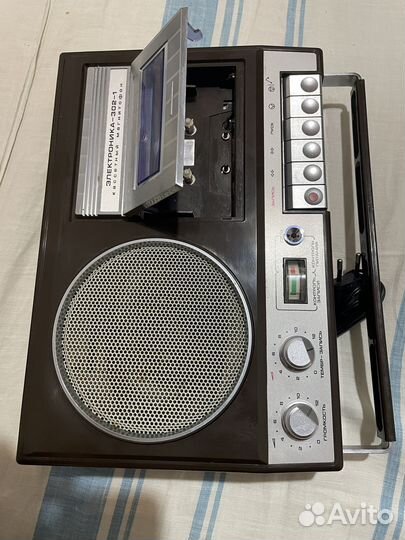 Магнитофон Электроника 302-1