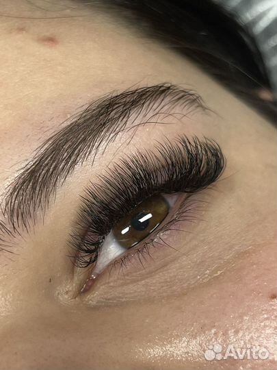 Наращивание ресниц модель