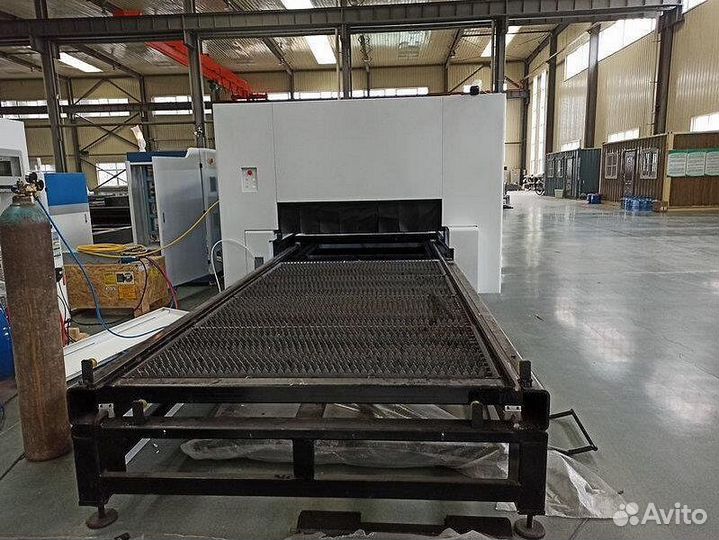 Лазерный станок для резки металла MetalTec 1530P