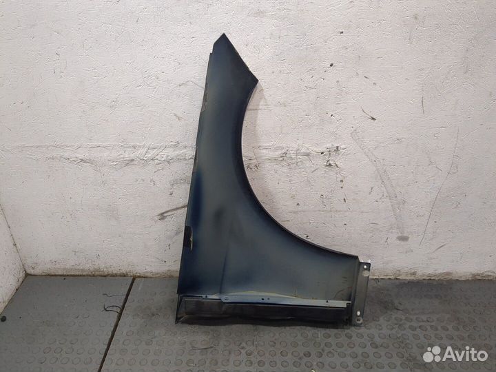 Крыло Mercedes E W212, 2011