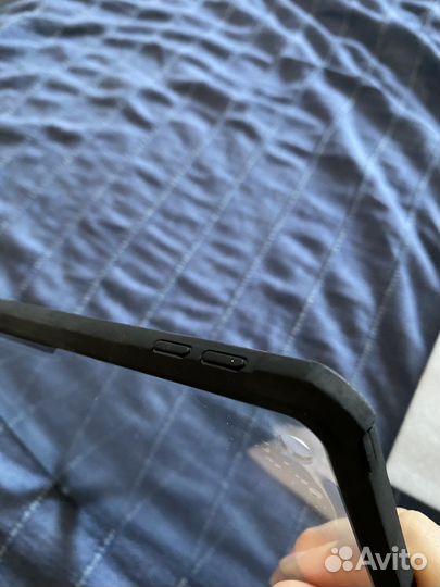 Чехол на iPad