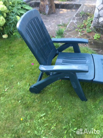 Шезлонг лежак складной