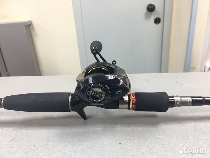 Спининг Shimano с катушкой SeaKnight SK1200