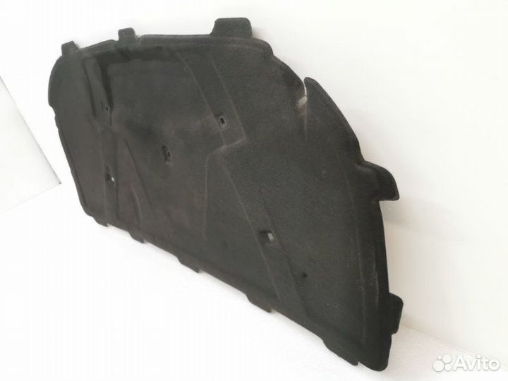 Шумоизоляция капота Audi A4 B8 2009