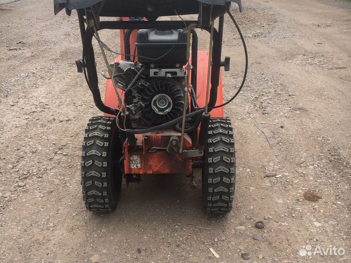 Снегоуборщик Хускварна 8024STE по болтам