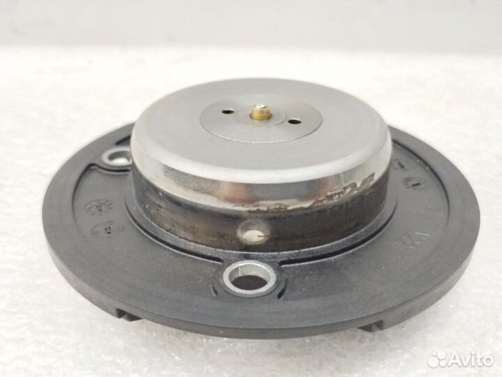 Механизм изменения фаз грм Audi A6 C7 1.8 CYG 2018