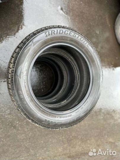 Bridgestone Blizzak Spike-02 185/60 R15 84T