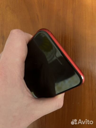 iPhone SE (2020), 64 ГБ