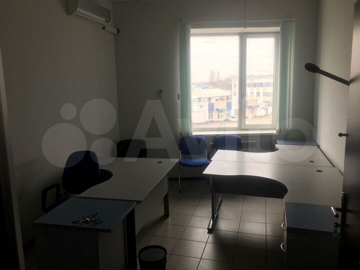 Офисное помещение с мебелью, 20 м²