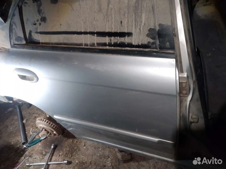 Kia spectra дверь