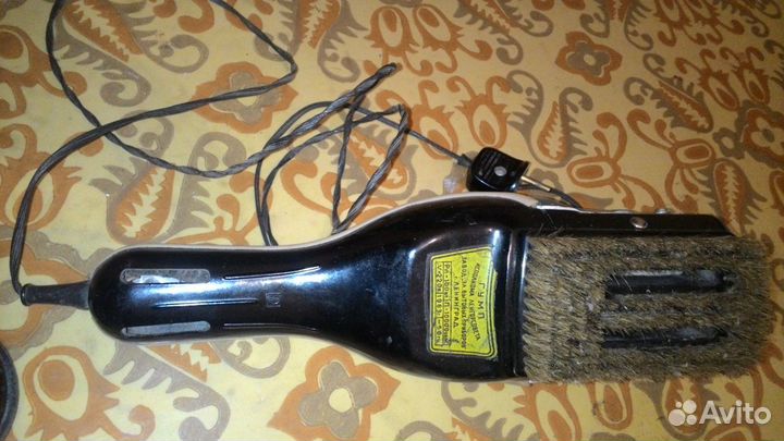 Пылесос-щётка 