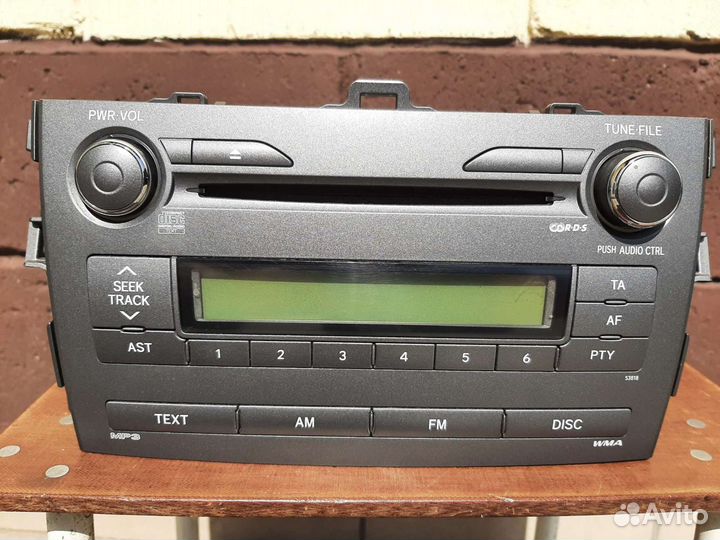 Магнитола на короллу Е150