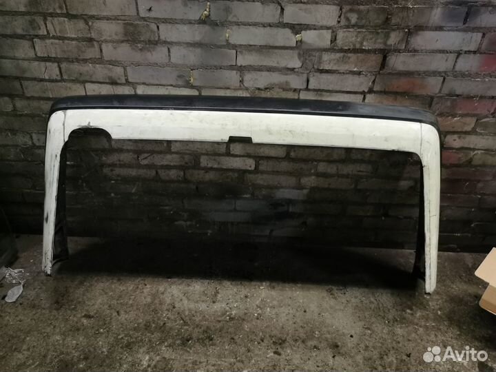 Бампер задний Mercedes W124 дорестайлинг с хромом