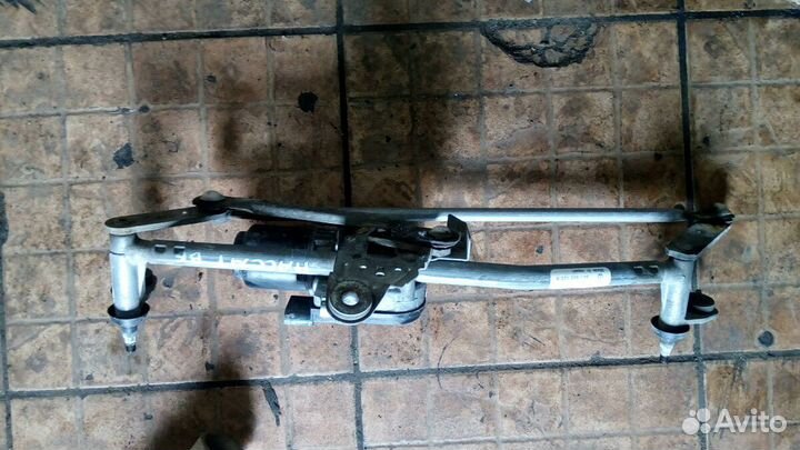 Трапеция стеклоочистителей Фольксваген Пассат В6