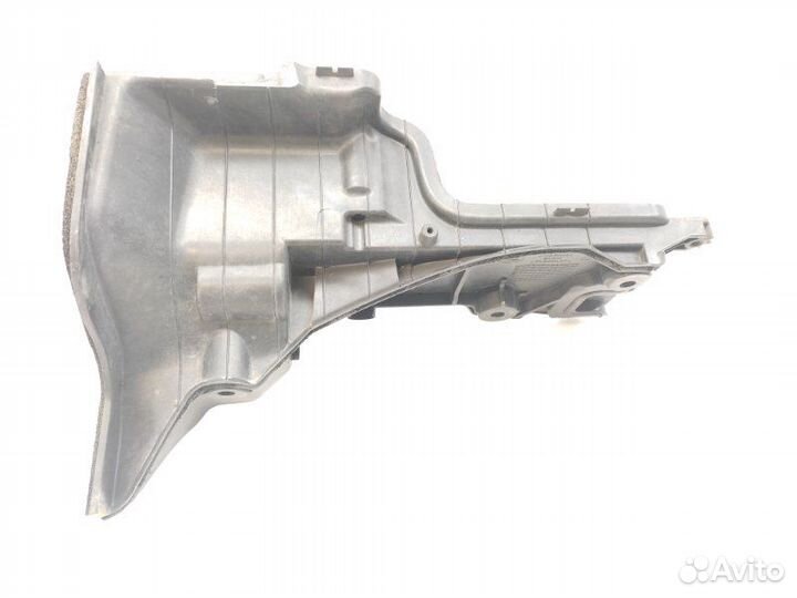 Крепление аккумулятора левое Land Rover Discovery