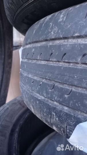 Goodyear EfficientGrip 215/60 R17