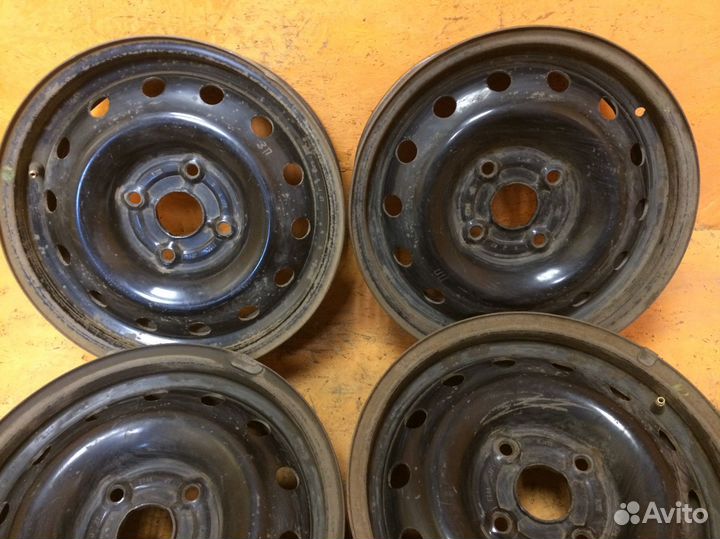 4 шт. Диски 14 4х114,3 DIA 56,6