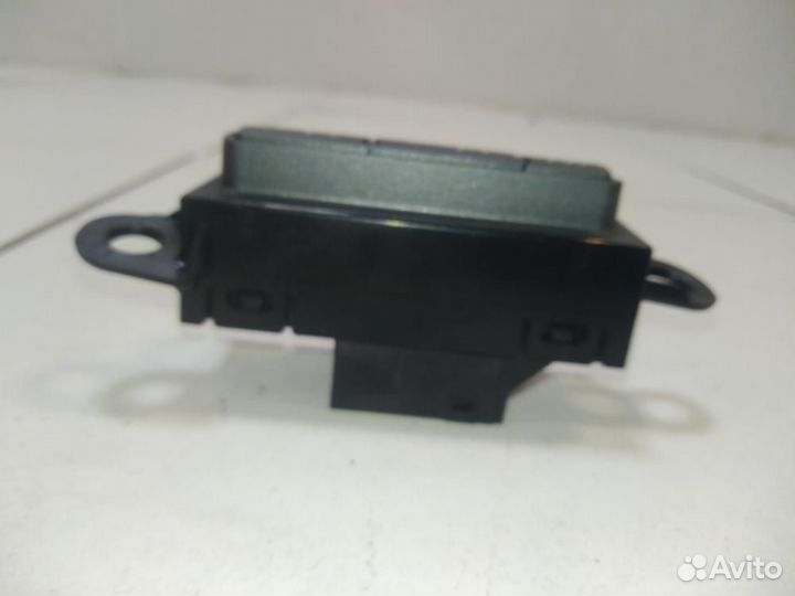 Кнопка памяти сидений Infiniti Q50 V37