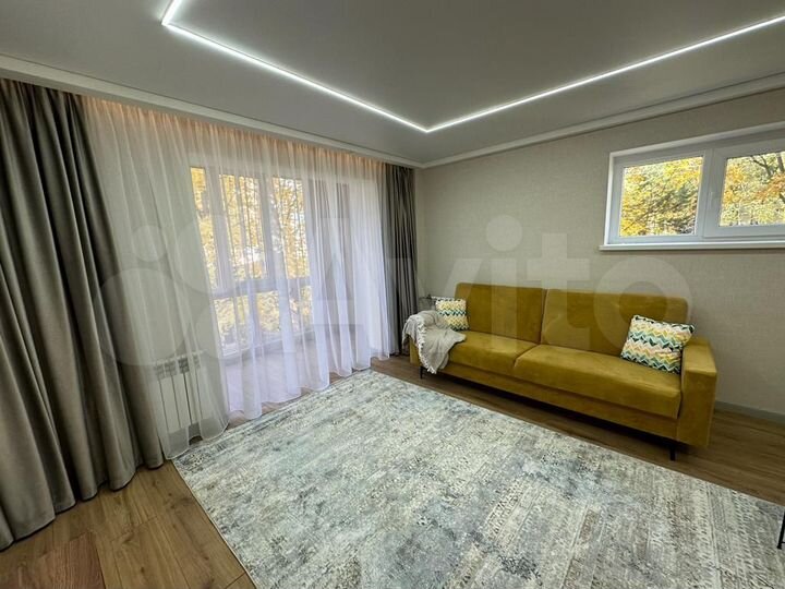 2-к. квартира, 55 м², 2/12 эт.