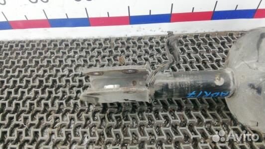 Стойка передняя правая dacia sandero 1 (ABR17N501)