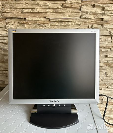 Монитор Viewsonic