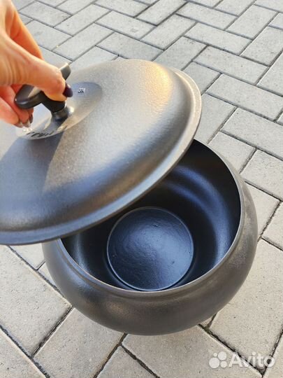 Казан чугунный новый 7л