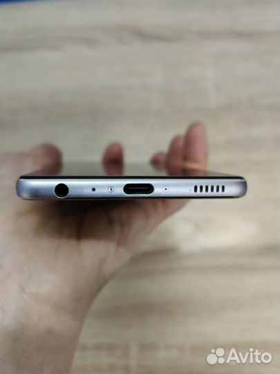 HUAWEI P9 Dual sim, 3/32 ГБ