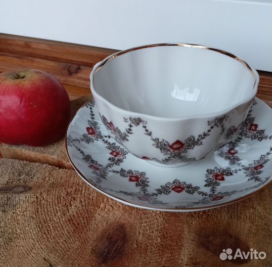 Чашка с блюдцем фарфор