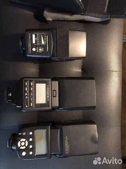 Вспышки на Nikon 3шт разные