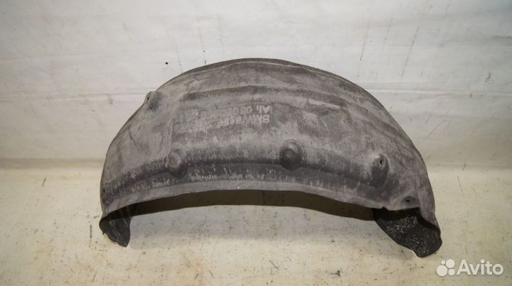 Подкрылок RL BMW 535i GT F07