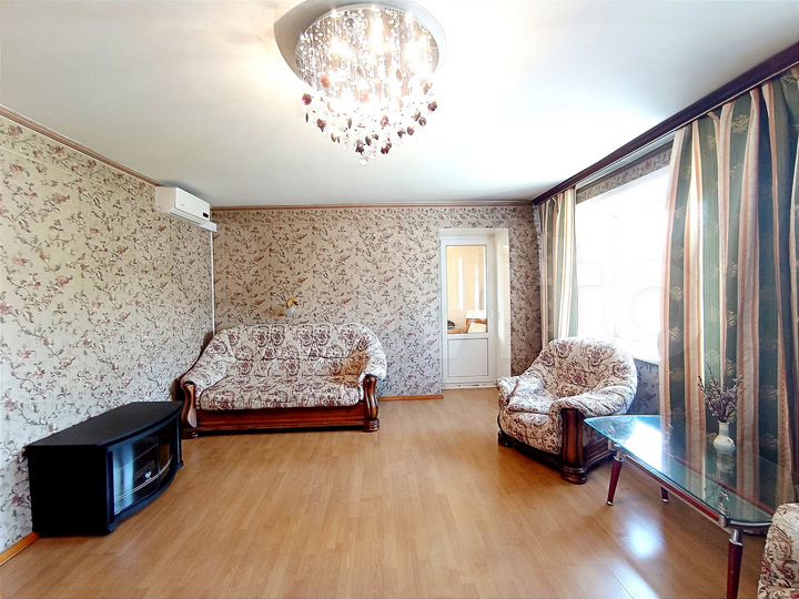 4-к. квартира, 111 м², 2/5 эт.